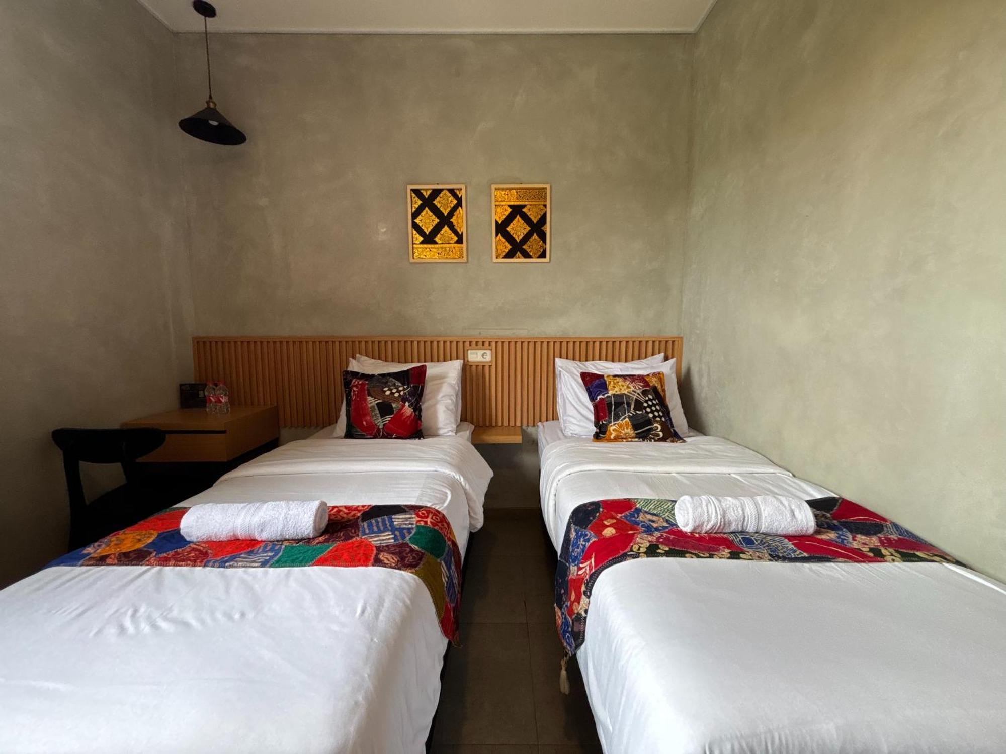 The Cluster Harris Bed & Breakfast Cimahi Exterior photo